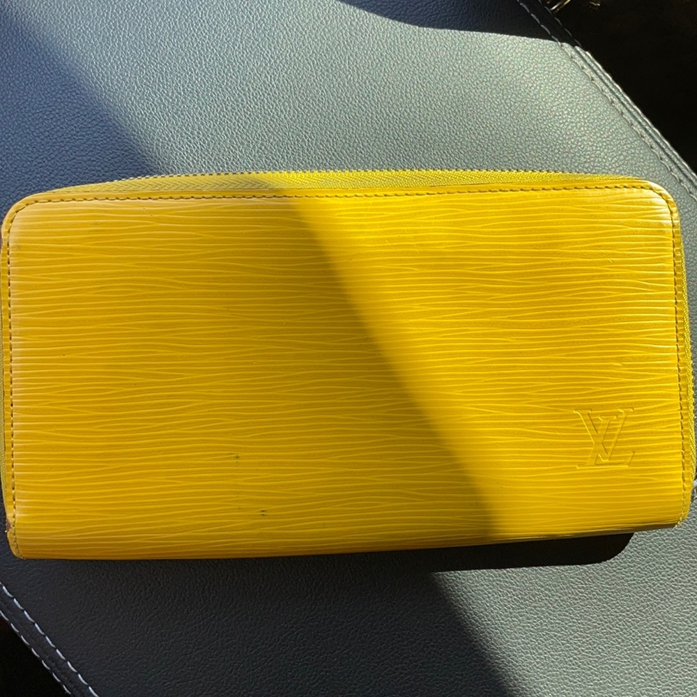 Louis Vuitton Wallet